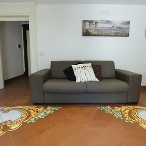 https://sognando-napoli-by-dimorra.hotels-amalfi.com